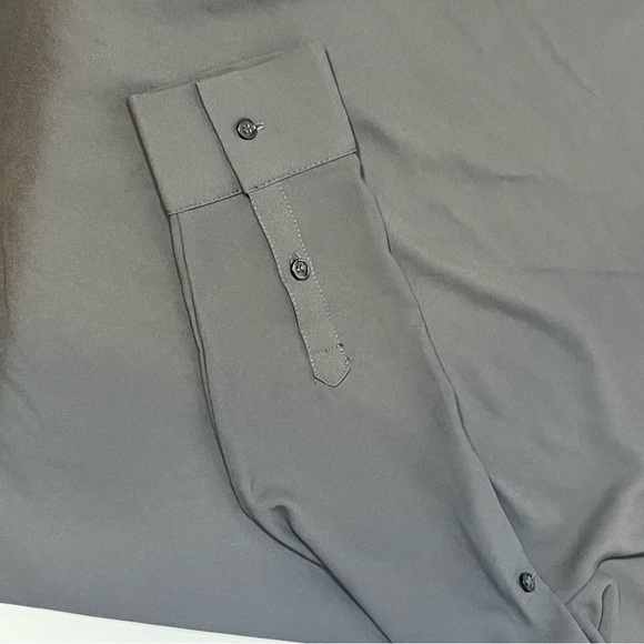 Ann Taylor, Women’s Gray Long Sleeve Blouse Size Medium - Picture 7 of 8
